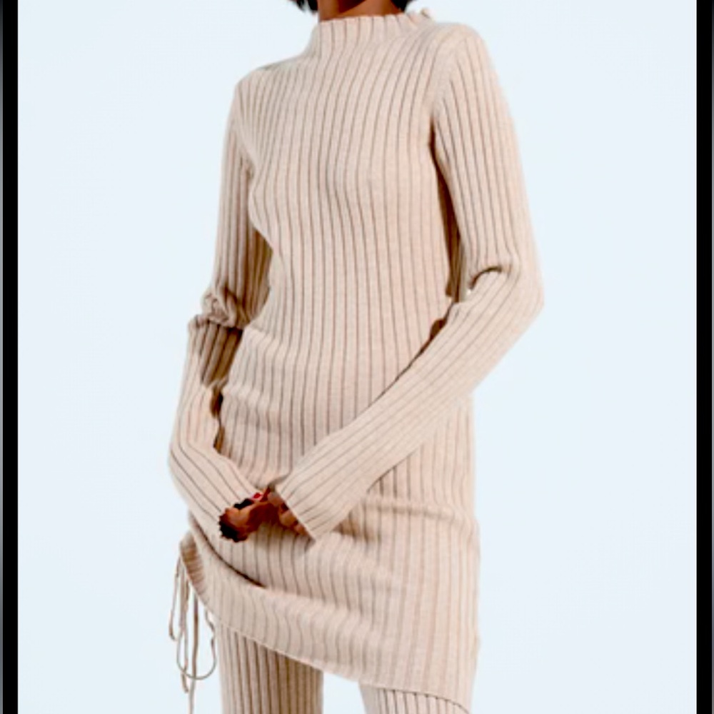 New Akira CHIC IS MY MIDDLE NAME KNIT DRESS - Picture 11 of 15